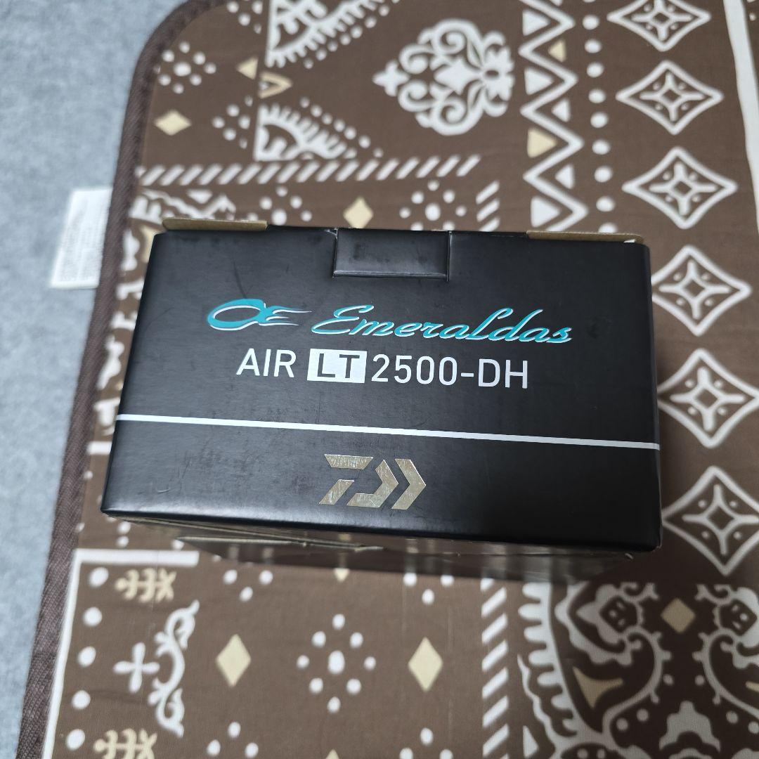21EMERALDAS AIR LT2500-DH スピニングリール