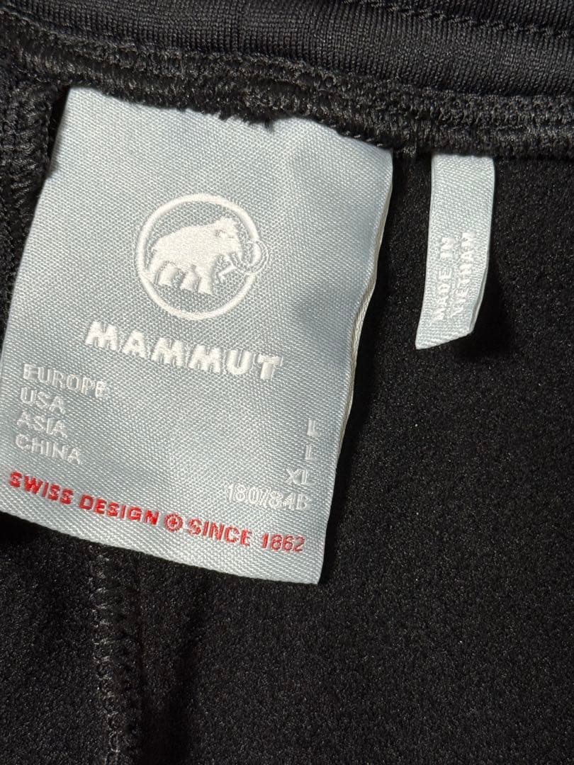 新品未使用MAMMUT マムート パンツ ボトムス 長ズボン ブラック