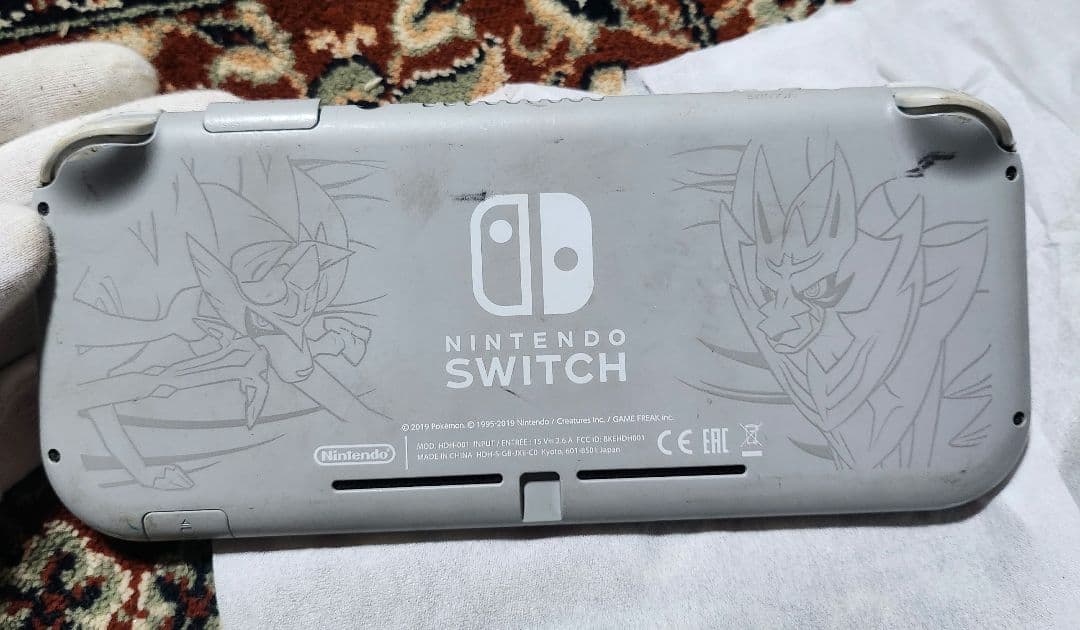 Nintendo Switch Lite グレー キャラクターグラフィック付き