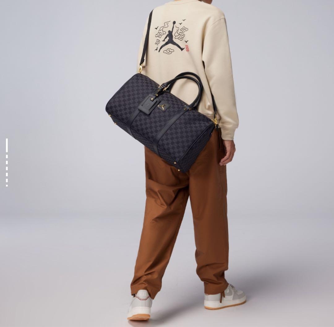 バッグ JORDAN MONOGRAM DUFFLE BAG BLACK