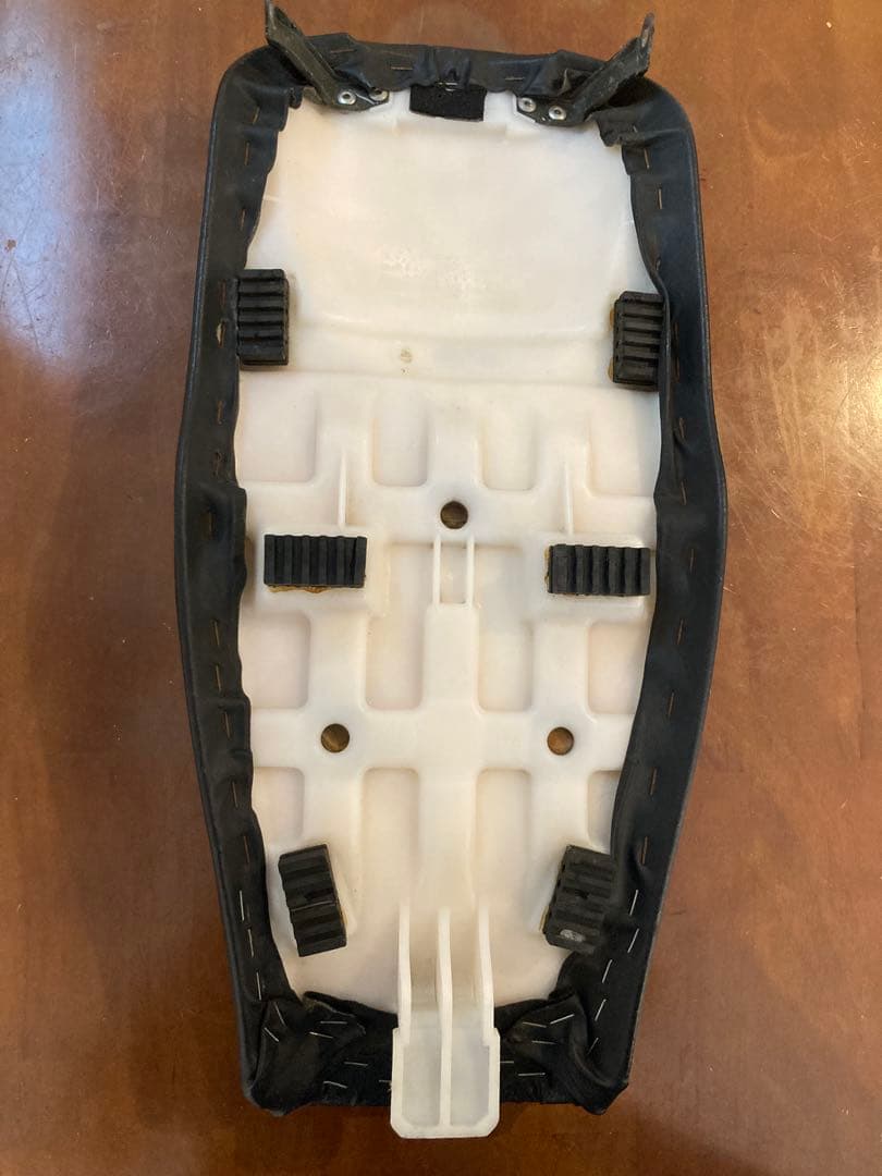 【美品】バイク用シート グラストラッカーノーマルシート