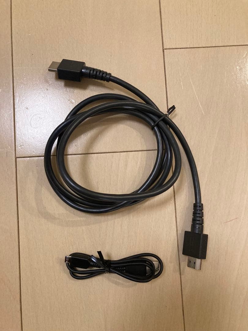 ニンテンドークラシックミニ　スーパーファミコン本体とコントローラー2個