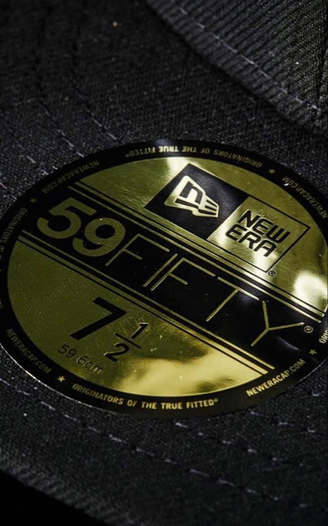 完売品 1PIU1UGUALE3 CAP キャップ FIXER NEW ERA