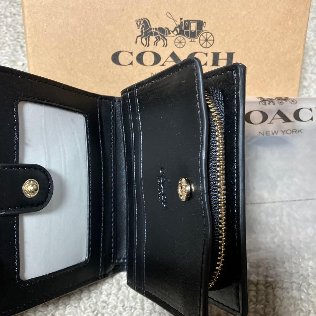 coach 二つ折り財布　新品未使用