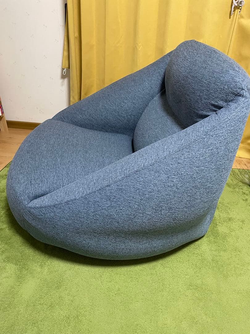 無印良品　ネイビー 空気クッション