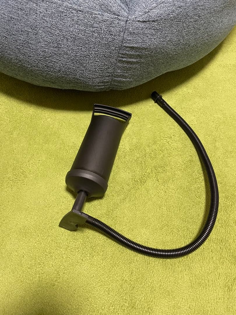 無印良品　ネイビー 空気クッション