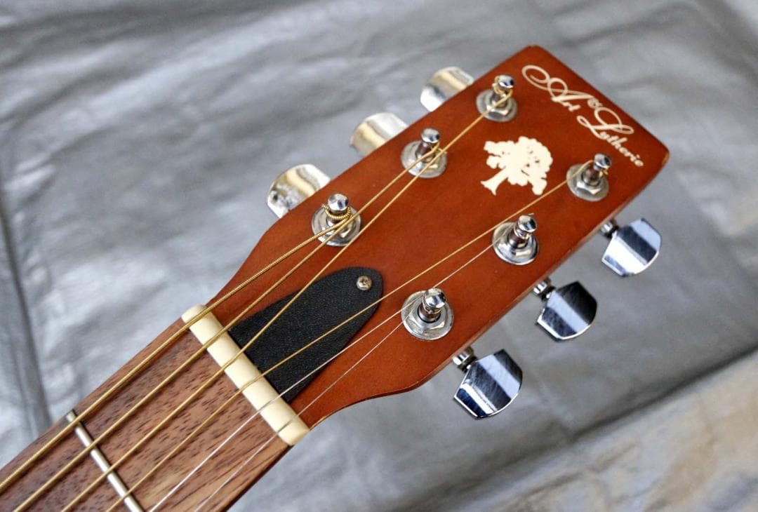 ■Art&Lutherie アート＆ルシアー■アコースティックギター■難あり