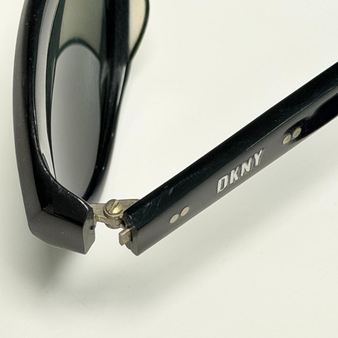 DKNY ダナキャランニューヨーク ヴィンテージ サングラス BOND ボンド