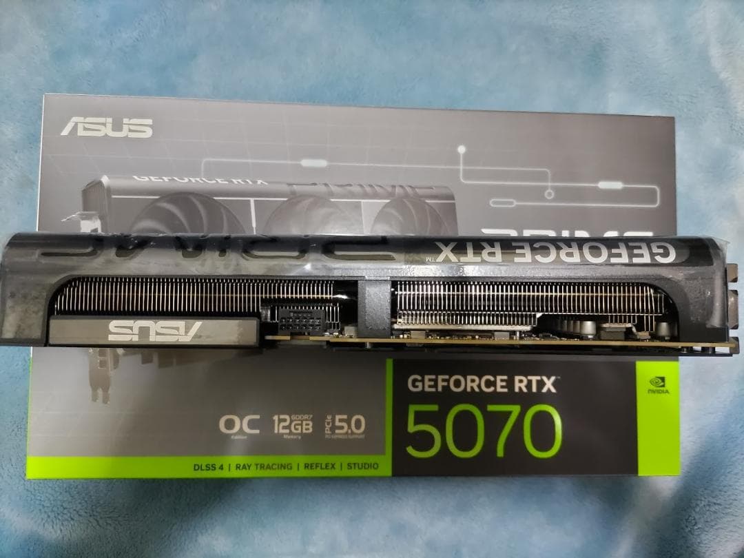 グラフィックボード・グラボ・ビデオカード ASUS PRIME RTX 5070 OC 12GB