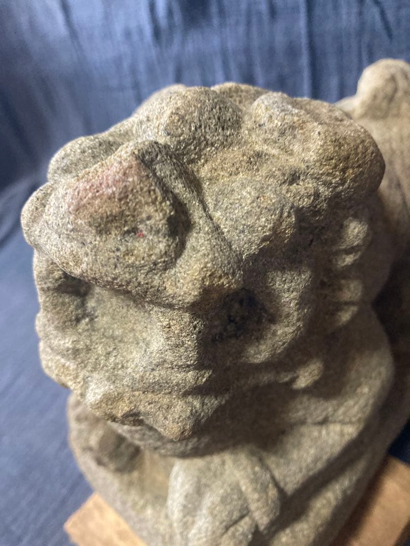 狛犬の石彫刻 江戸時代中期　コマイヌ