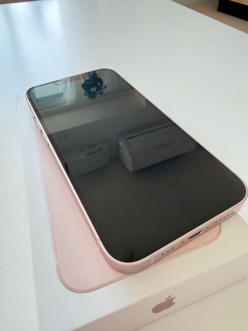 Apple iPhone 13 ピンク　本体