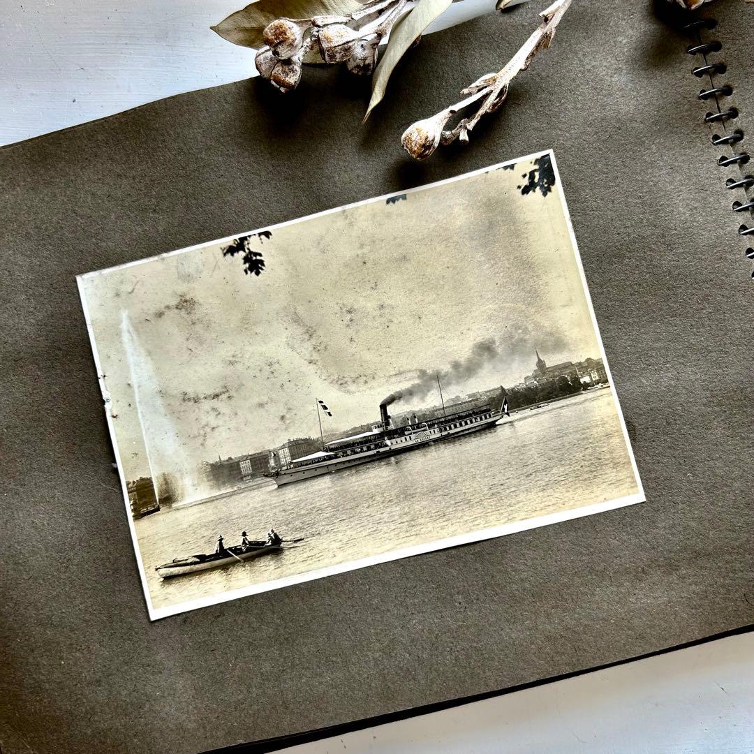 手彩色に息づく姉弟の記憶 1930年代フランス　写真アルバム