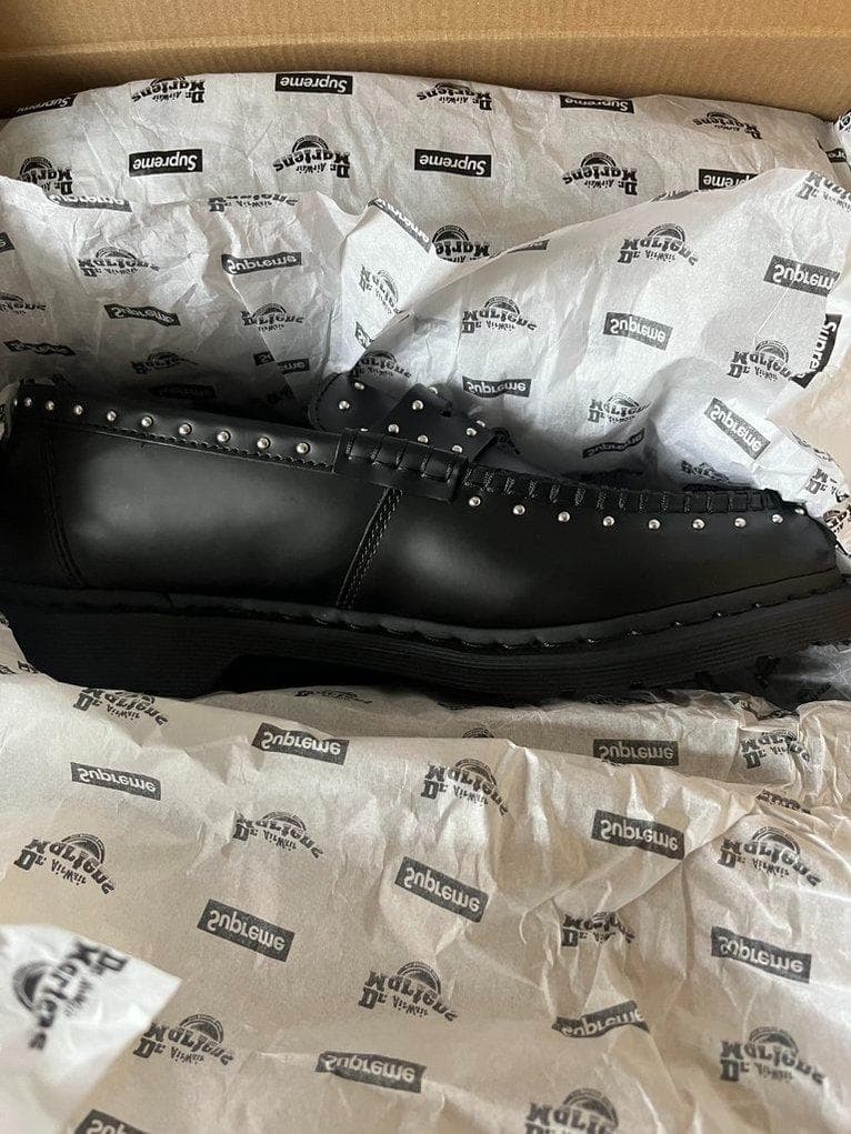 靴 29 Supreme Dr.Martens Studded Loafer