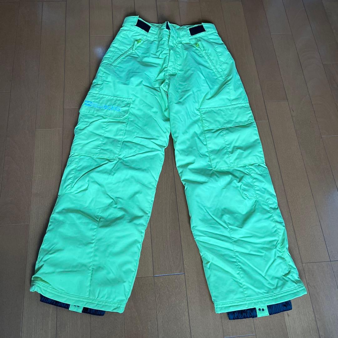 お値下　BILLABONG　ビラボン　スノボーウェア上下新品未使用キッズ140