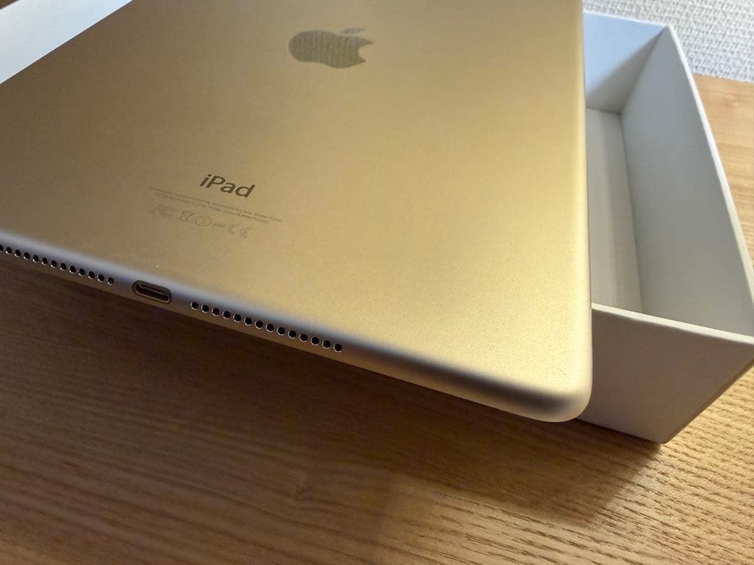 Apple iPad Air 2 ゴールド 64GB Wi-Fiモデル