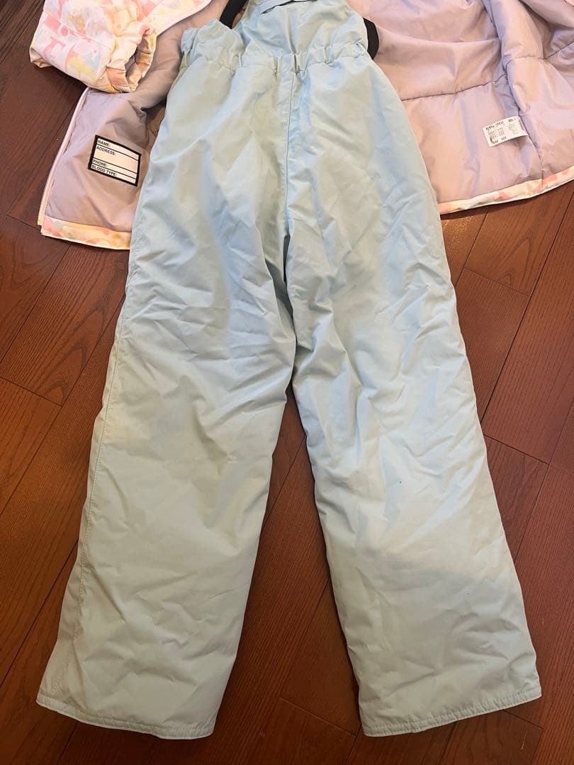値下げ！キッズスキーウェア　上下セット　アルペン　140㌢⭐︎美品⭐︎