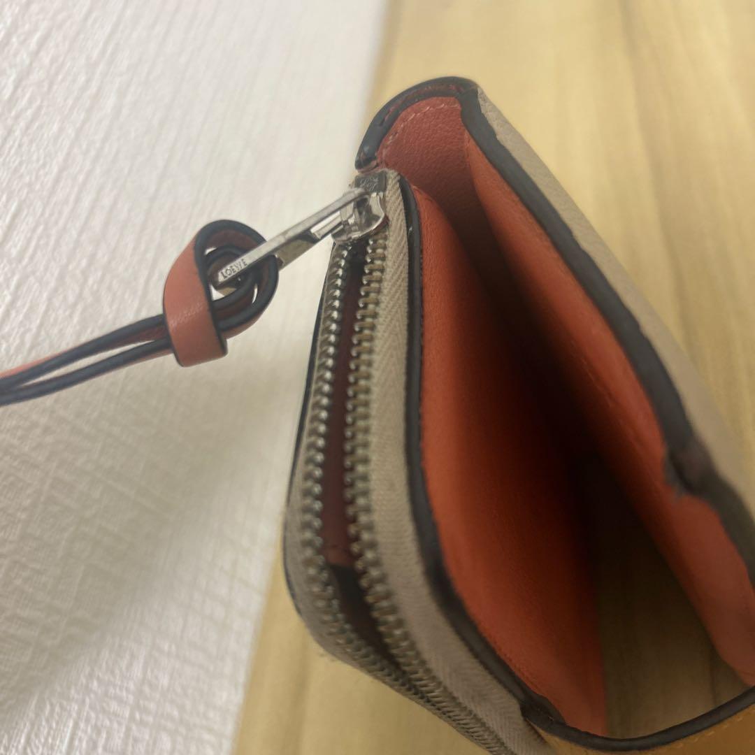 LOEWE スリム ジップ バイフォールド ウォレット　　　二つ折り財布