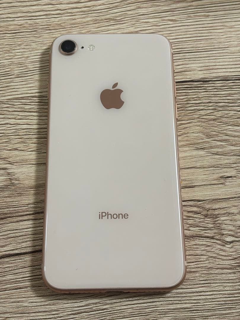 P*h様 iPhone 8 64gb ゴールド
