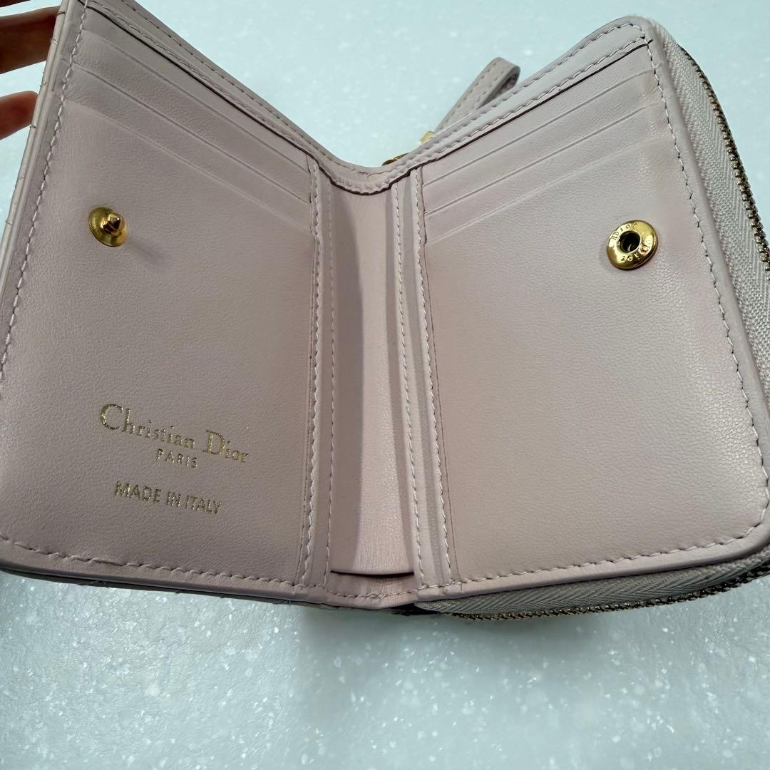 Dior 財布　二つ折り財布　ピンク