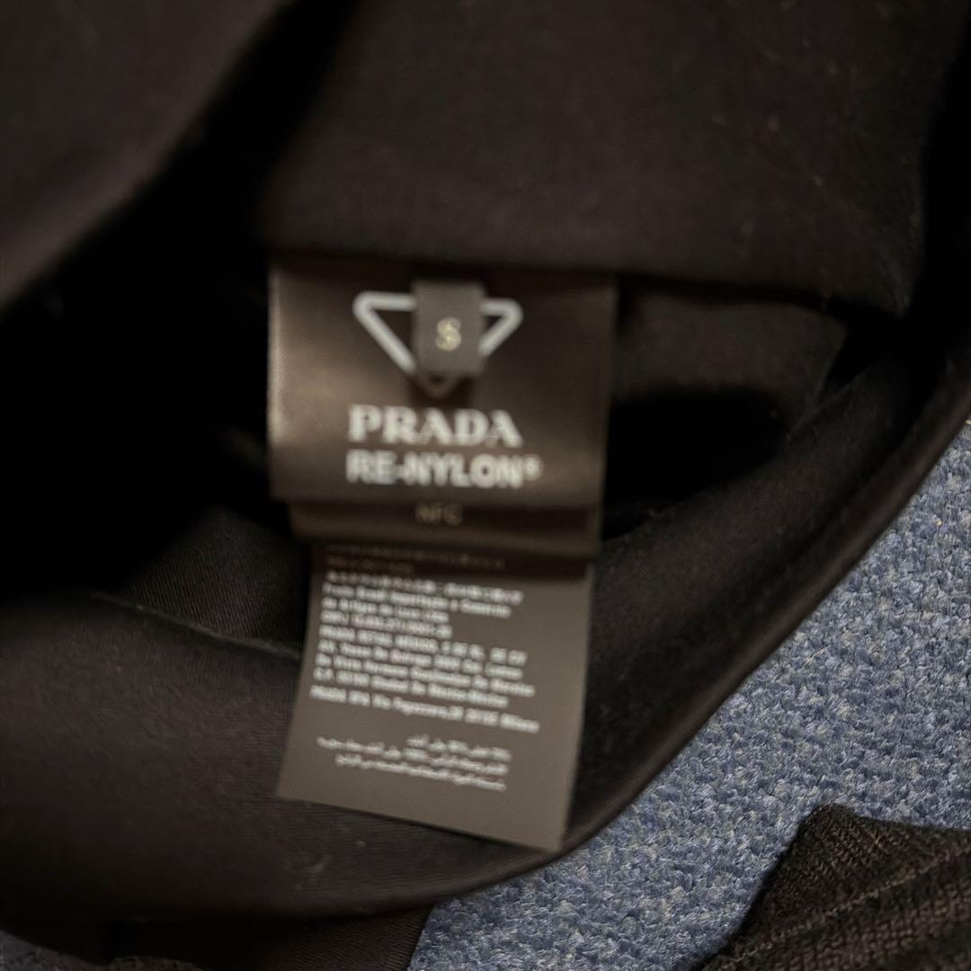 PRADA ダークブラウン ナイロンジャケット
