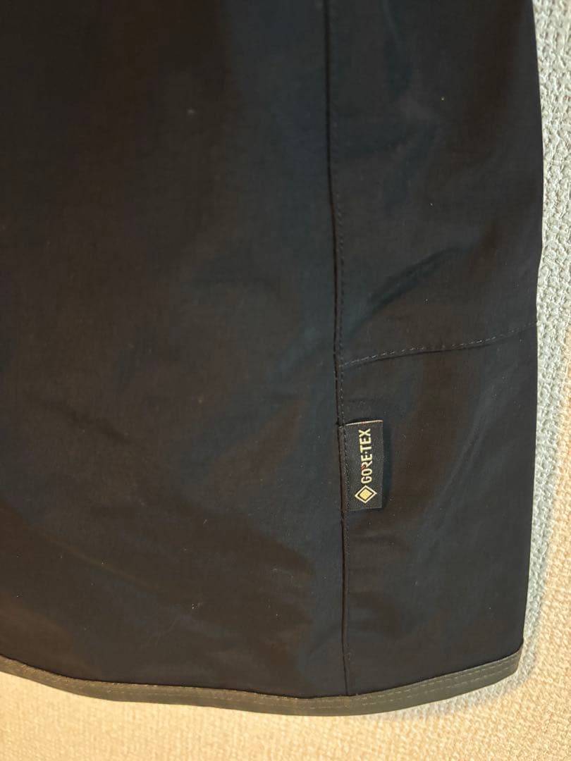 O*U様 【極美品】ボルコム　スノーボードパンツ　GORE-TEX