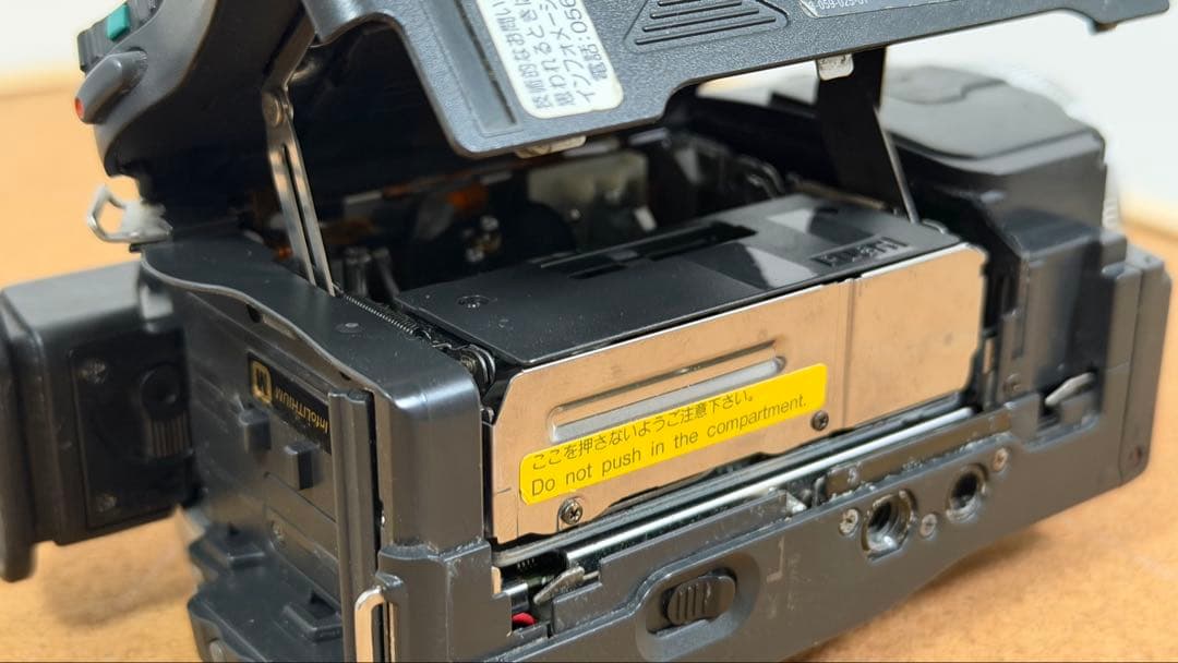 【希少】SONY DCR-TRV20 ビデオカメラ（液晶劣化あり）