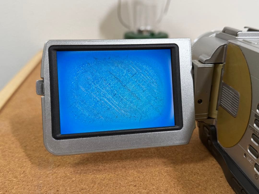 【希少】SONY DCR-TRV20 ビデオカメラ（液晶劣化あり）
