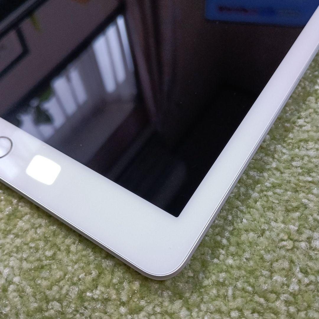 iPad 第6世代　32GB