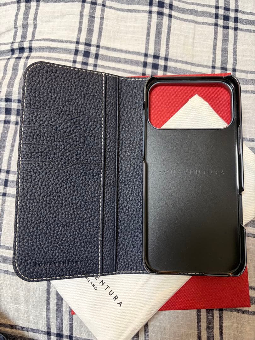 (ほぼ未使用)BONAVENTURA iPhone17Pro Max用ケース