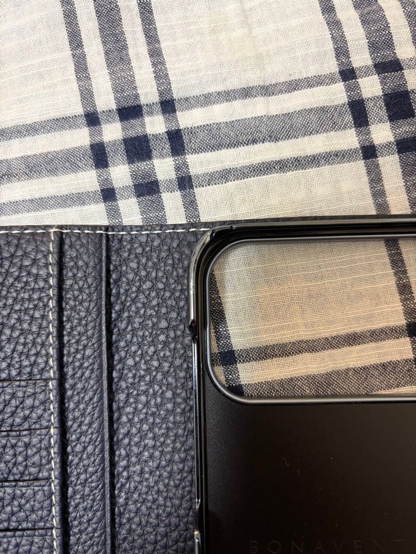 (ほぼ未使用)BONAVENTURA iPhone17Pro Max用ケース