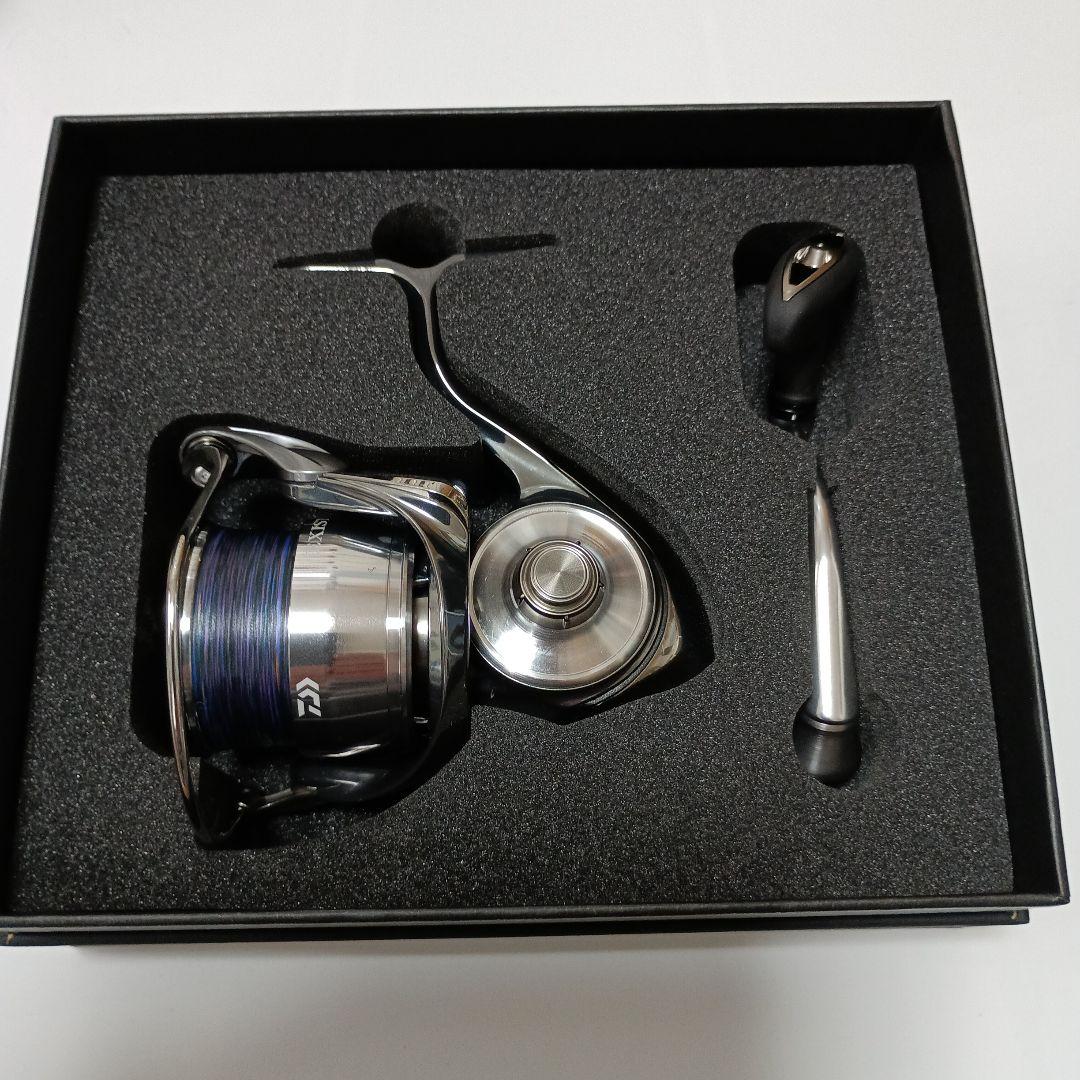Daiwa 25 EXIST PC LT3000-XH スピニングリール