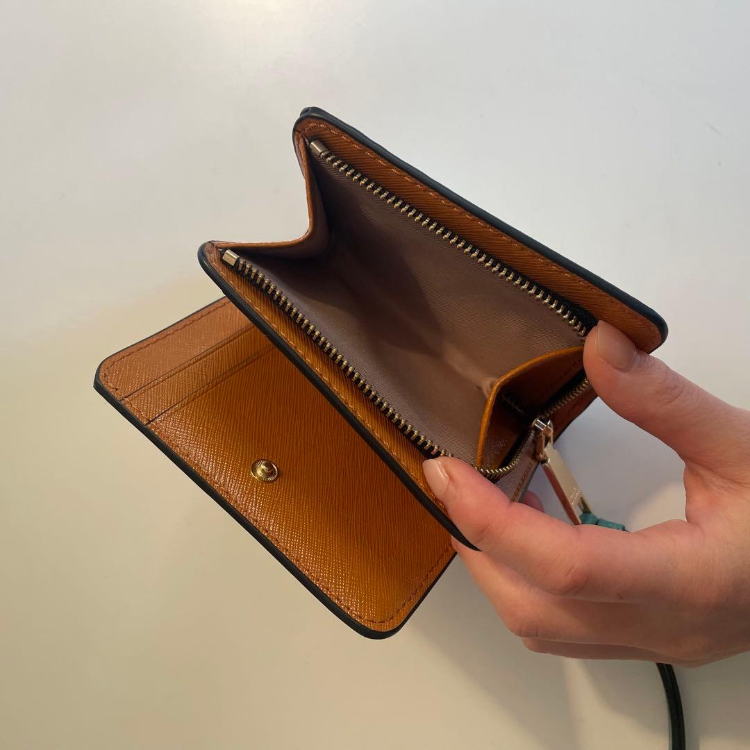 【C5122】MARC JACOBS 二つ折り財布 黒白カードポケット付き