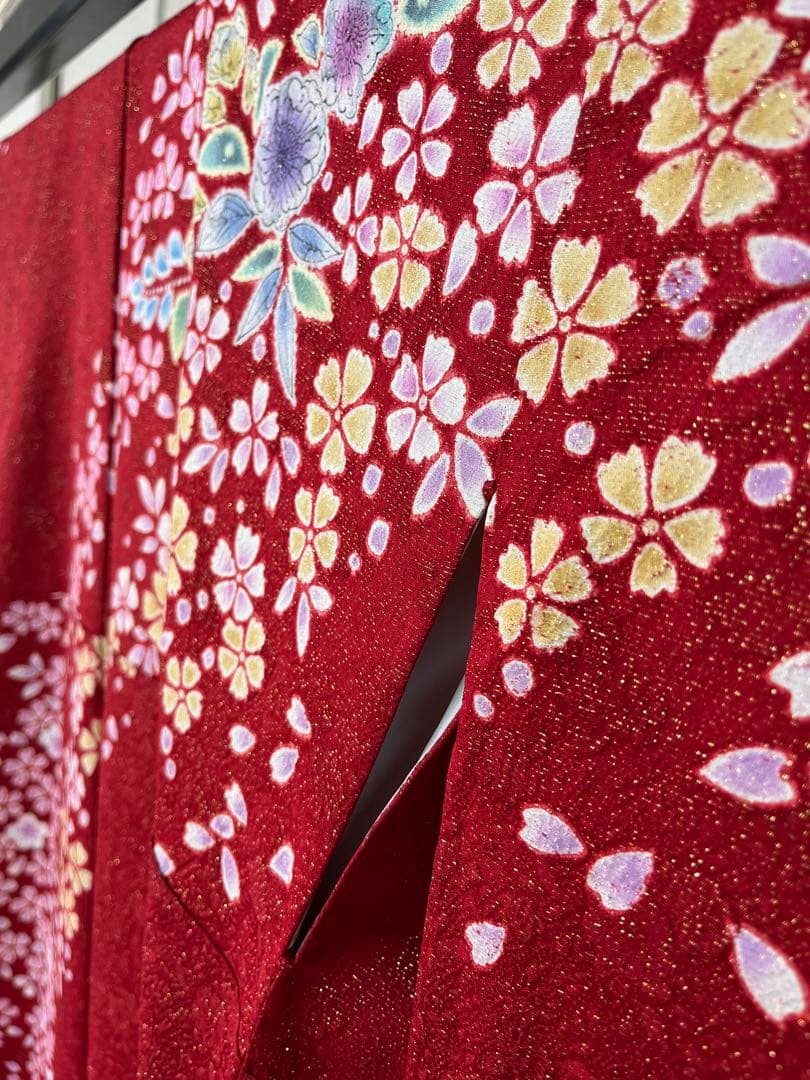 美品★中古　振袖　仕立て上がり　赤　辻ヶ花　B25