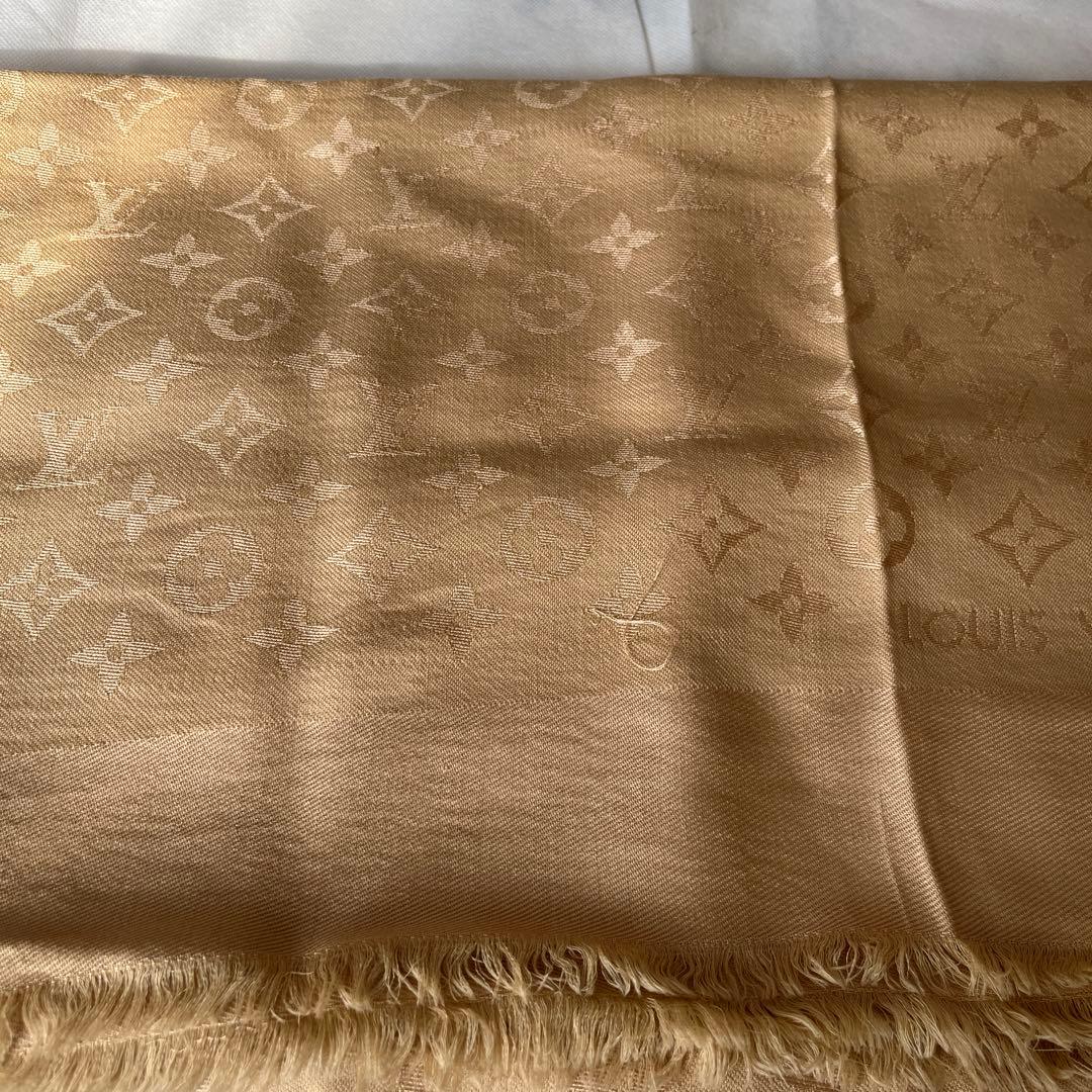 Louis Vuitton 大判ストール　シャンパンゴールド