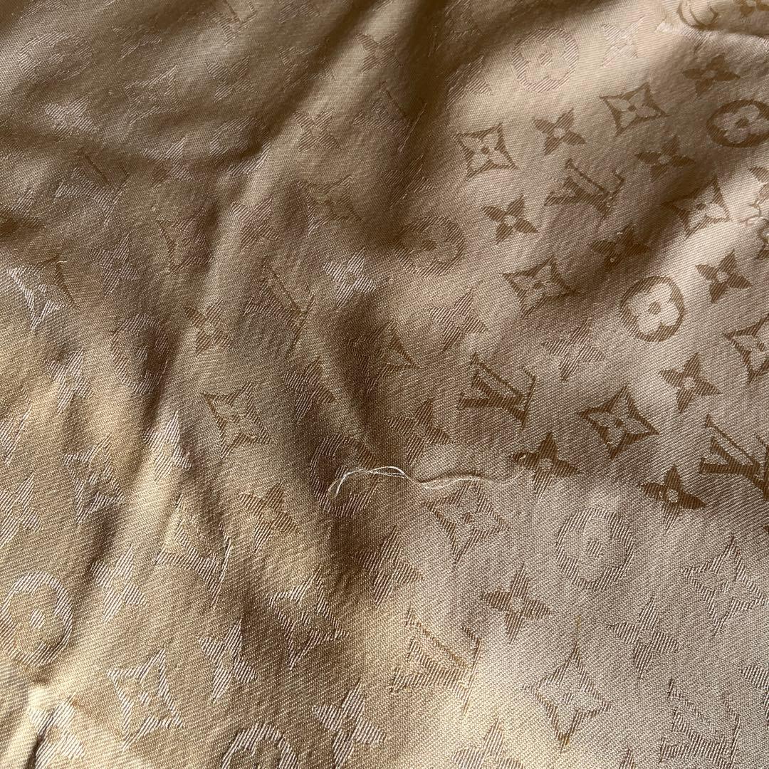 Louis Vuitton 大判ストール　シャンパンゴールド