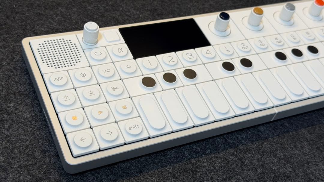 鍵盤楽器 teenage engineering OP-1 field
