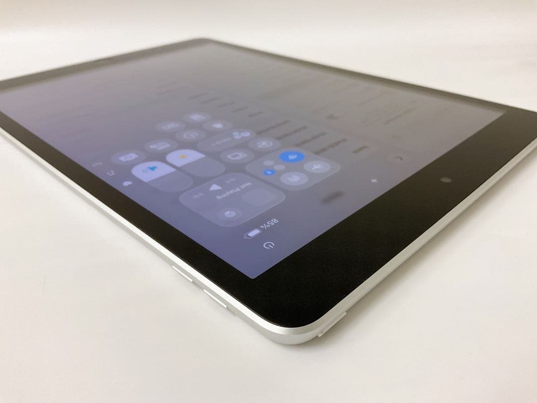 【美品・BT95％】iPad 第9世代 64GB Wifiモデル シルバー
