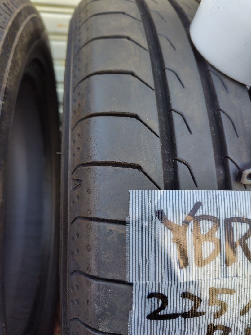 5080、ヨコハマ RV03 225/55 R18 2023年製２本セット