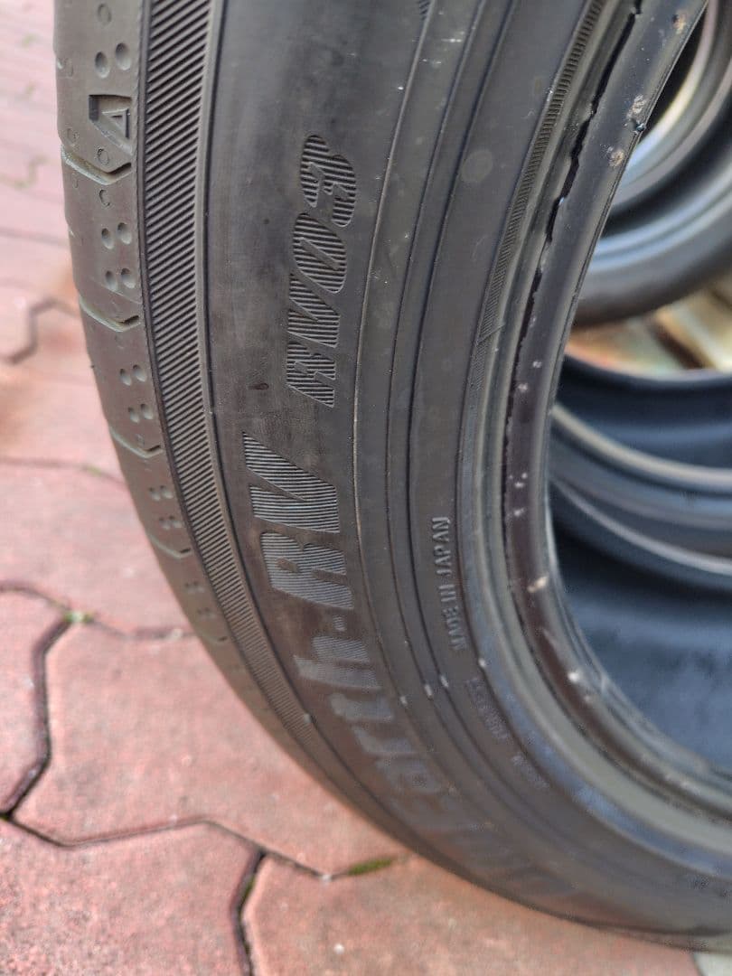 5080、ヨコハマ RV03 225/55 R18 2023年製２本セット