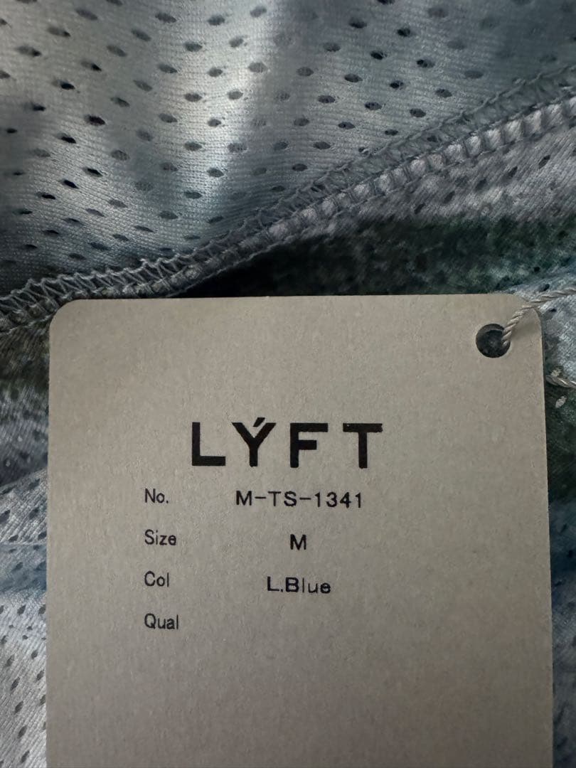 LYFT BORN TO LIFT Tシャツ Mサイズ L.Blue