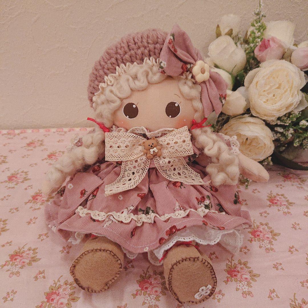 ❁ハンドメイドドール❁女の子お人形❁お人形❁ニットベレー帽❁カントリードール