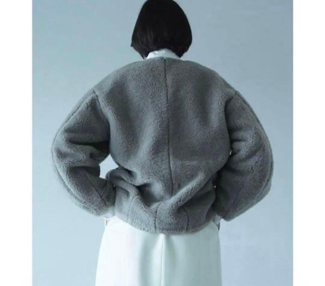 クラネ　BULKY LINE BOA TOPS