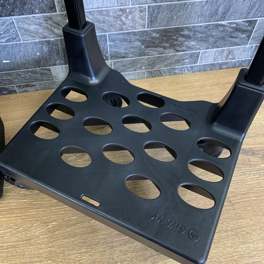 y　SWANY スワニー キャリー クロコ型押し 黒 ４輪 Lサイズ