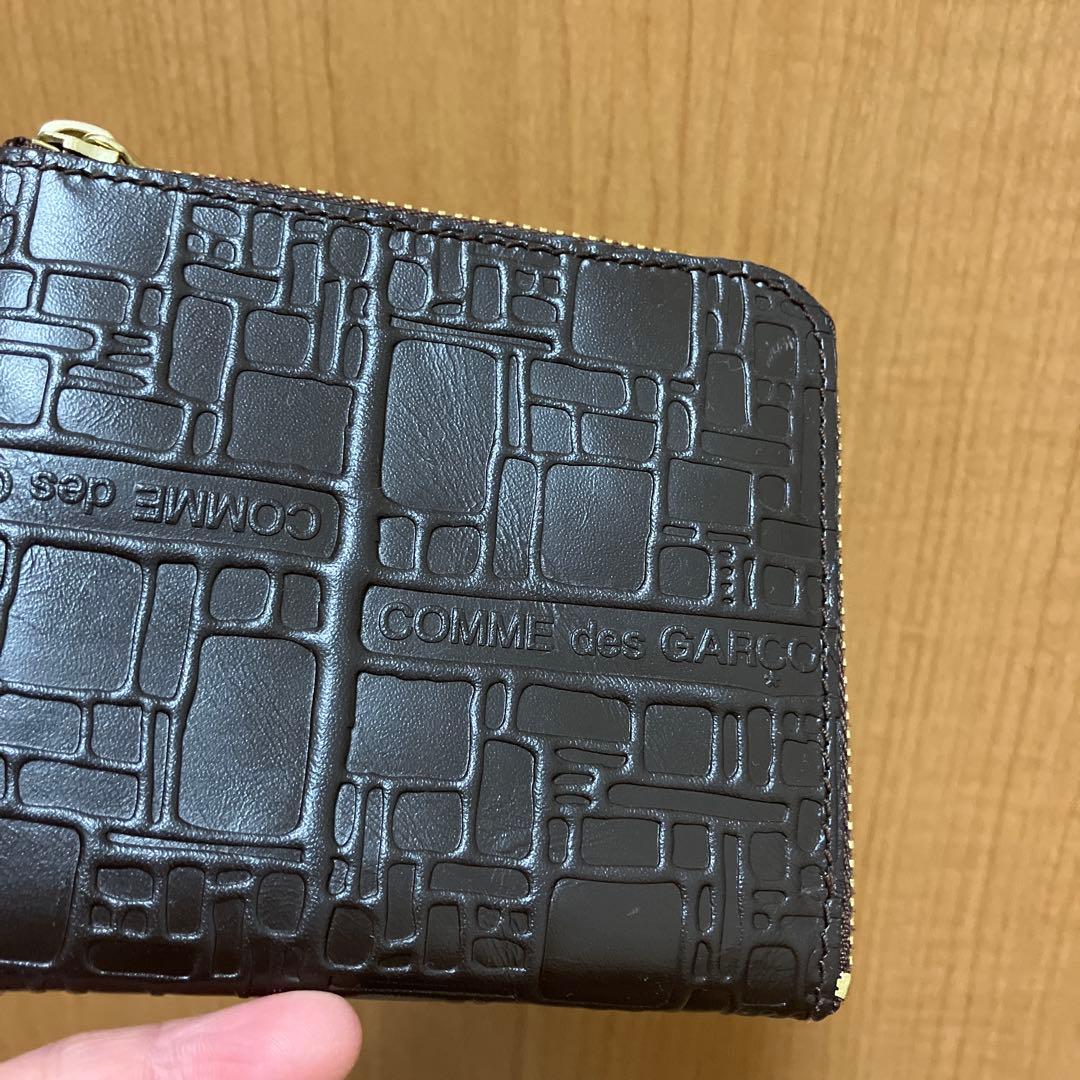 コムデギャルソン　ウォレット　エンボス