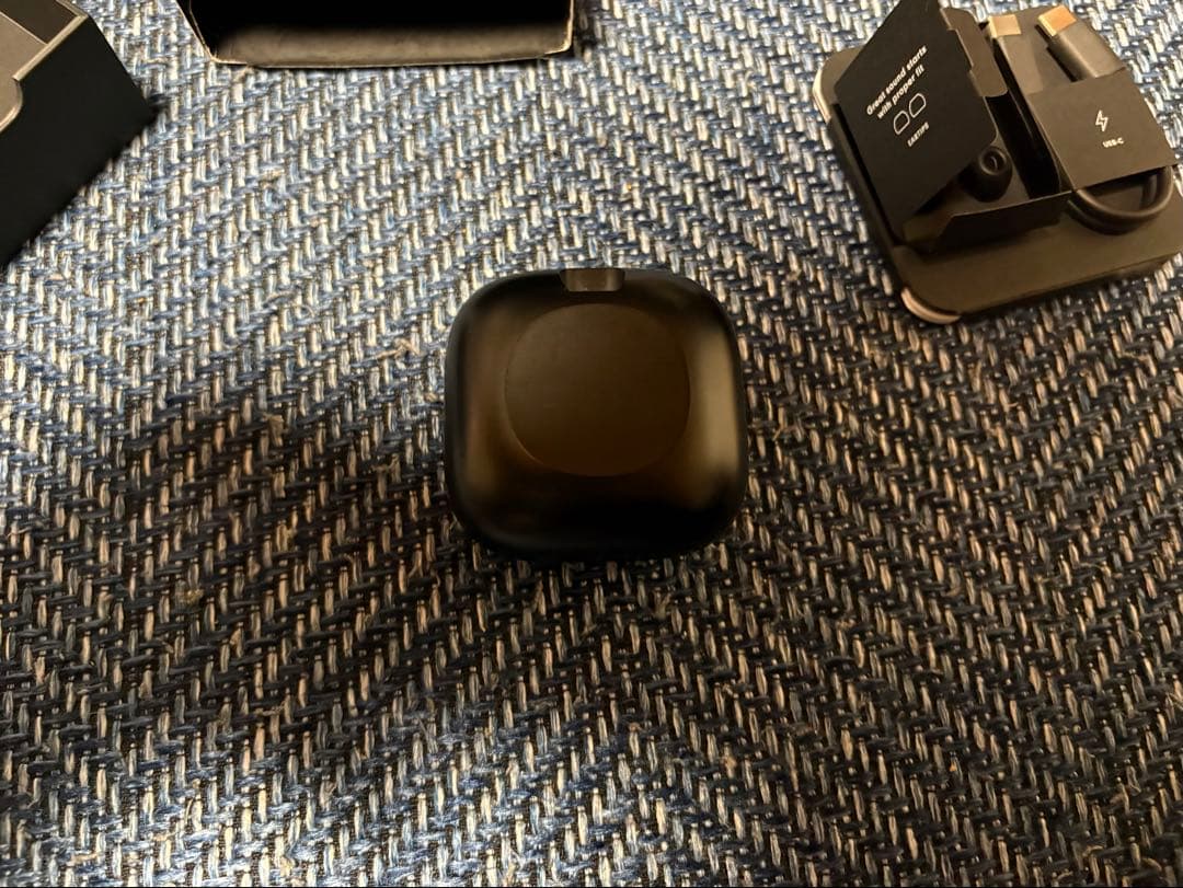 Beats Fit Pro Fragment Designブラック