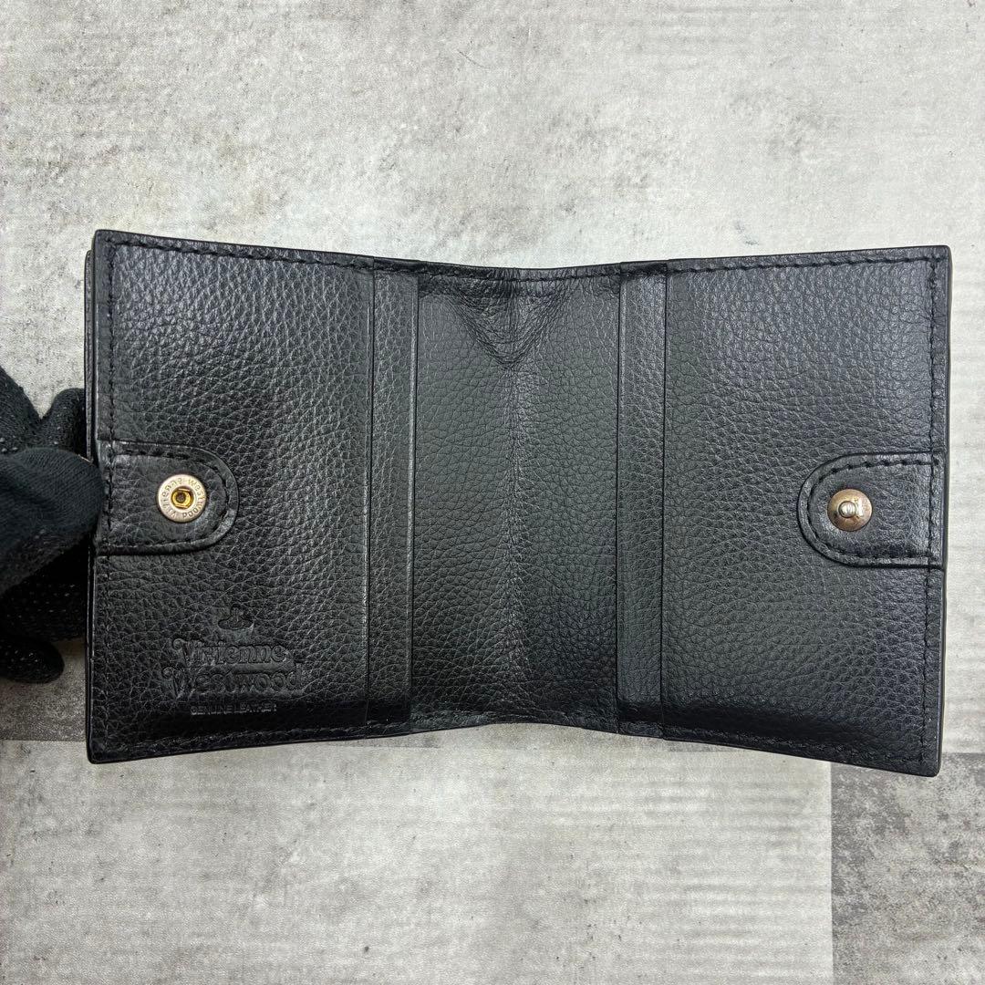 ✨美品✨ヴィヴィアン・ウエストウッド　二つ折り財布　メタルオーブ　がま口　黒