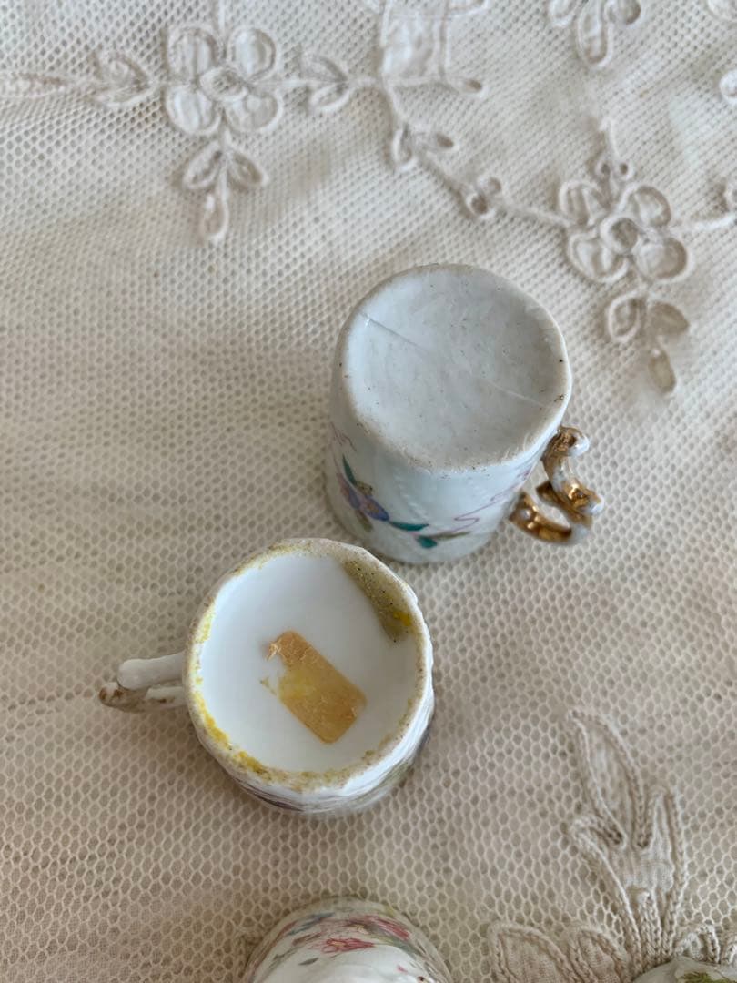 フランスアンティーク陶器デミタスカップ5点＆ロココリボンレース装飾パニエset