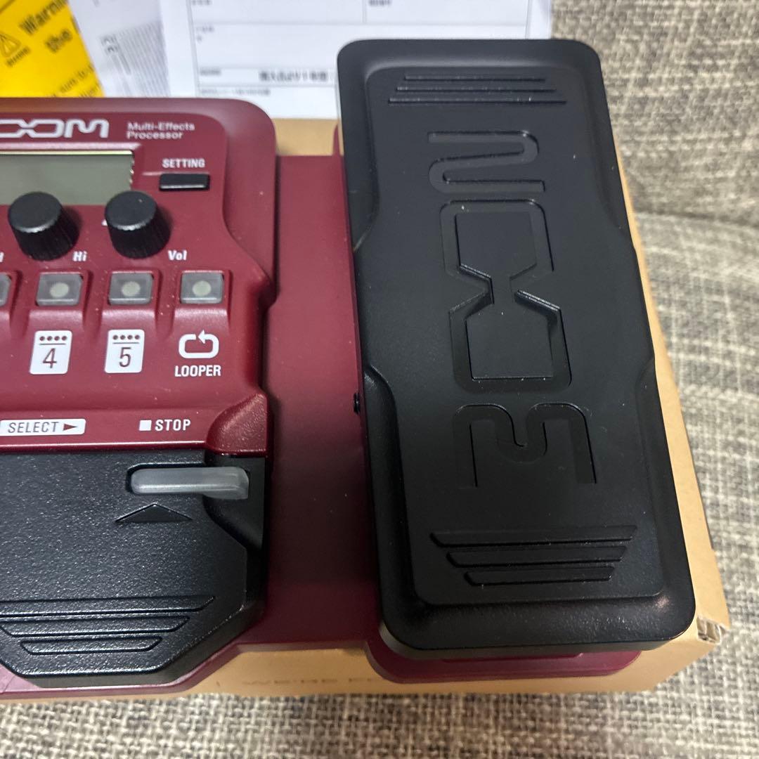 ZOOM B1 FOUR マルチエフェクター　ベース用
