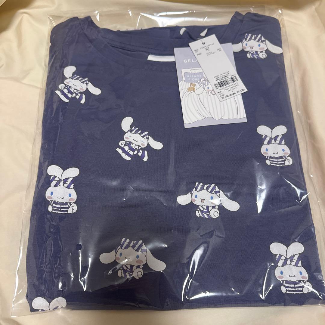 【gelato pique】総柄ロングTシャツ　サンリオハウス　シナモン
