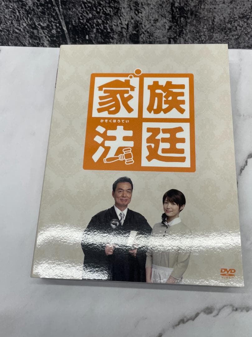 家族法廷 DVD－BOX 長塚京三 (出演), ミムラ (出演)
